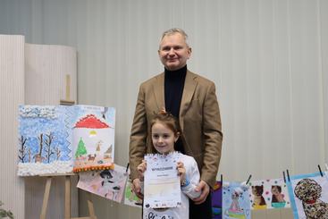 Akcja „Książka za karmę” i konkurs „Zwierzaki słodziaki” w Miejskiej Bibliotece podsumowane! (zdjęcia)